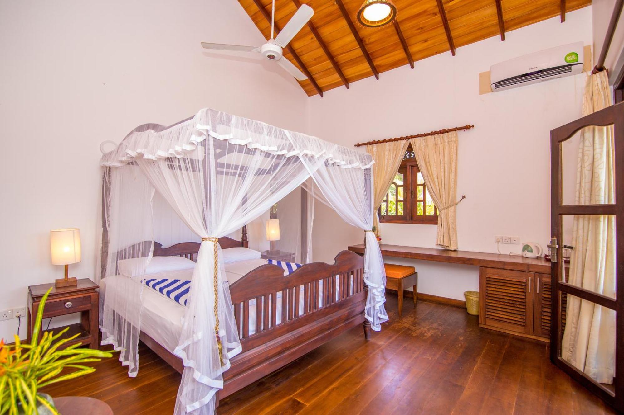 Lanka Beach Boutique Bungalows & Grand Villa Tangalle Exterior foto